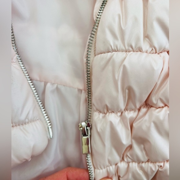 Cute Tahari 24 months girl's winter coat in light pink - Picture 3 of 8